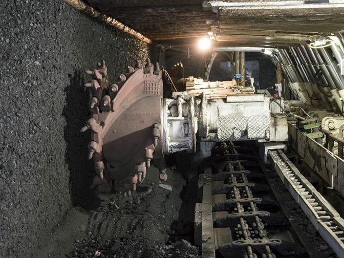 Long Wall Mining Machine